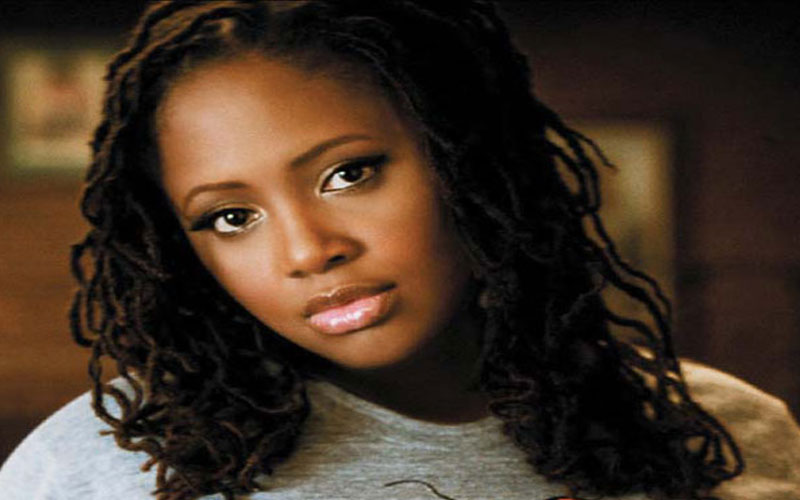picture of lalah hathaway