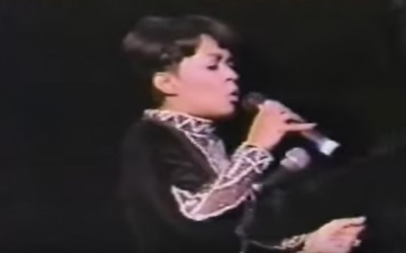 Image still of the music video fairy tales (LIVE) by anita baker